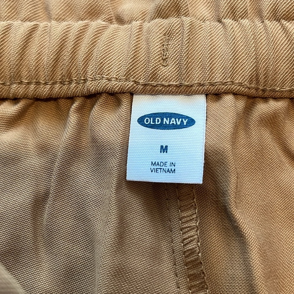 Old Navy Shorts - Picture 3 of 5